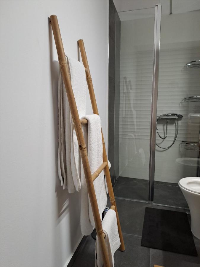 Vrachos Suites Aigio Bagian luar foto
