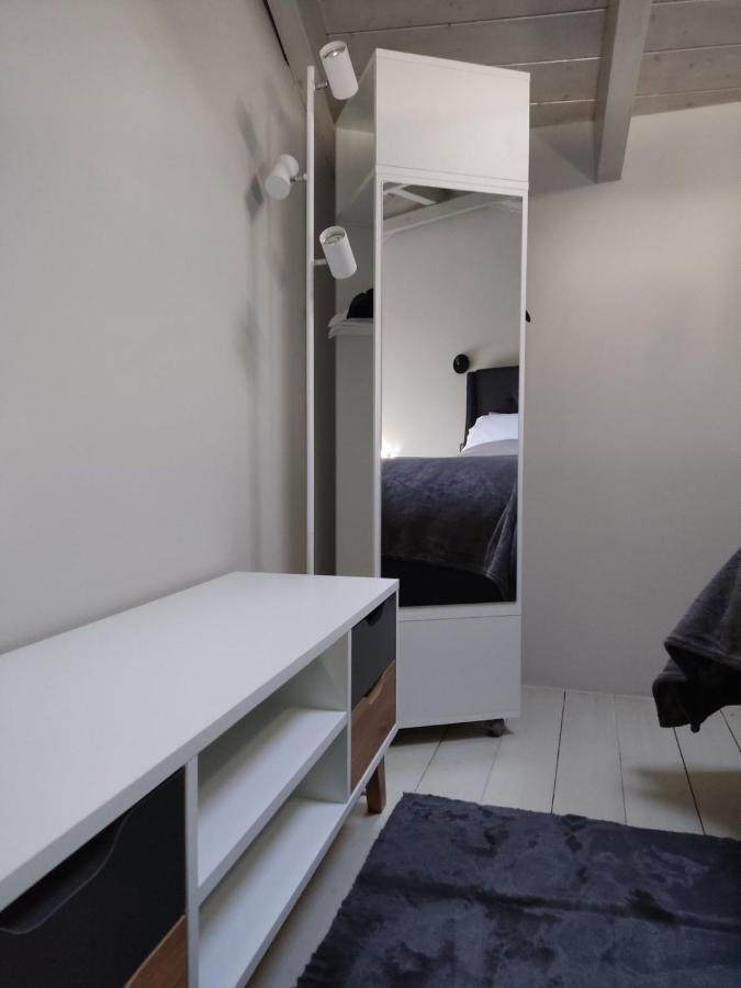 Vrachos Suites Aigio Bagian luar foto